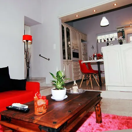 Maria's House In Front Of The Apartment Chania (Crete)